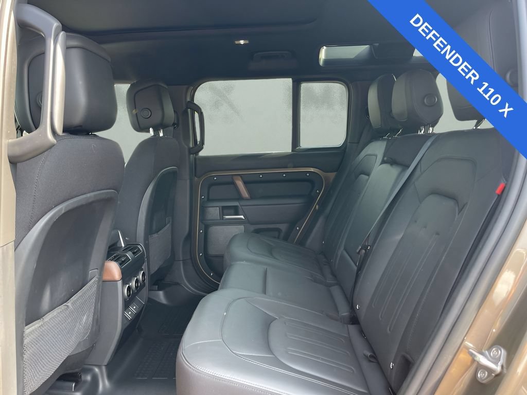 Used 2024 Land Rover Defender 110 X AWD/4WD image 24