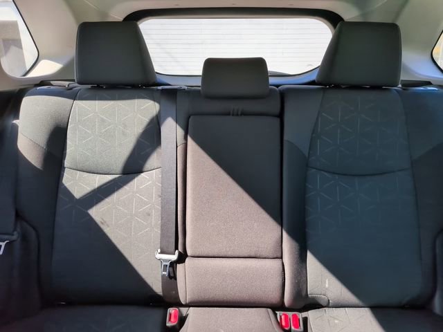 Used 2025 Toyota RAV4 XLE FWD image 21