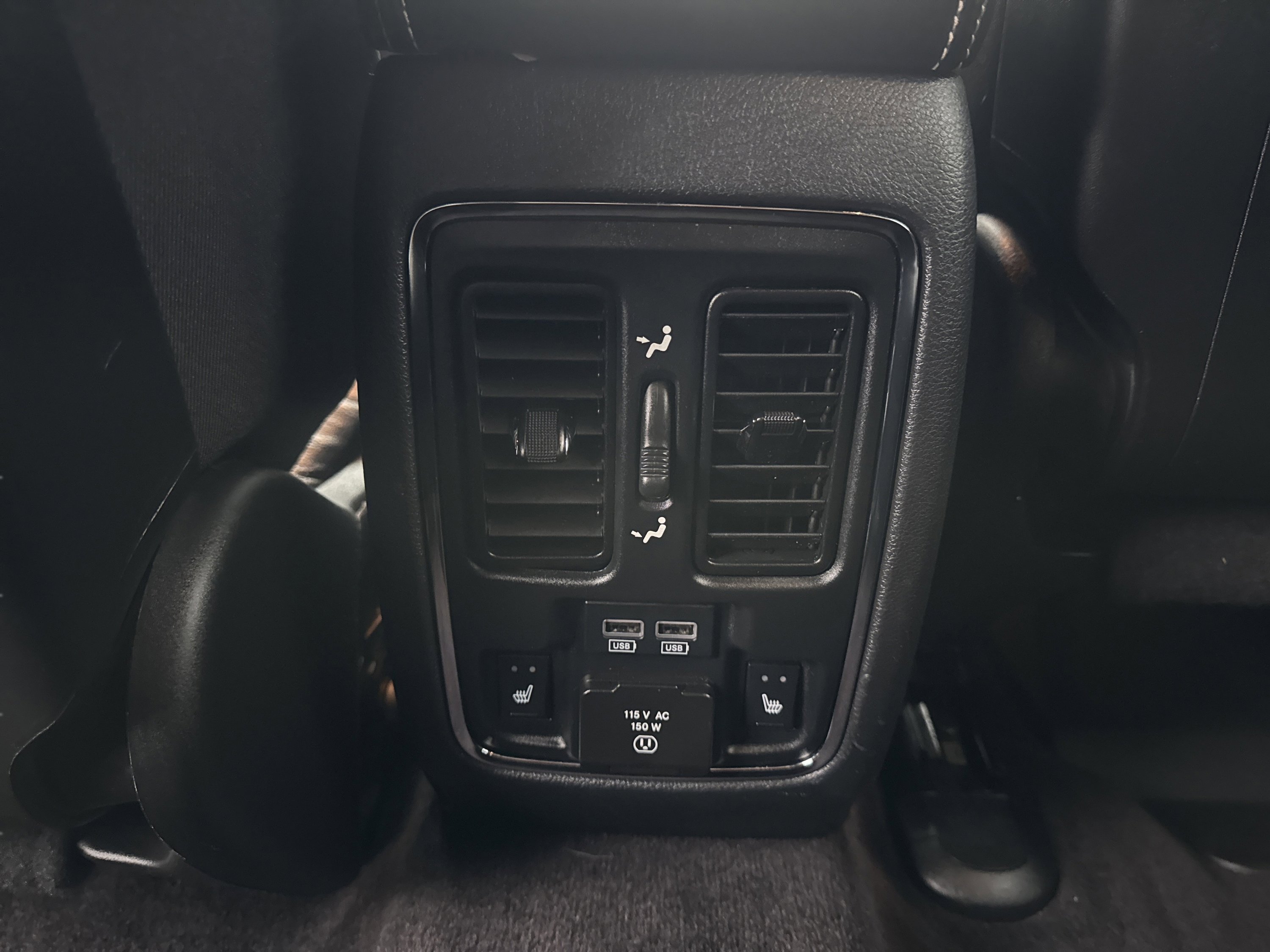 Used 2017 Jeep Grand Cherokee Limited image 12