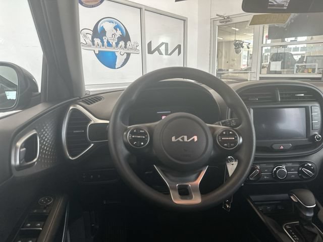 Certified 2025 Kia Soul LX FWD image 13