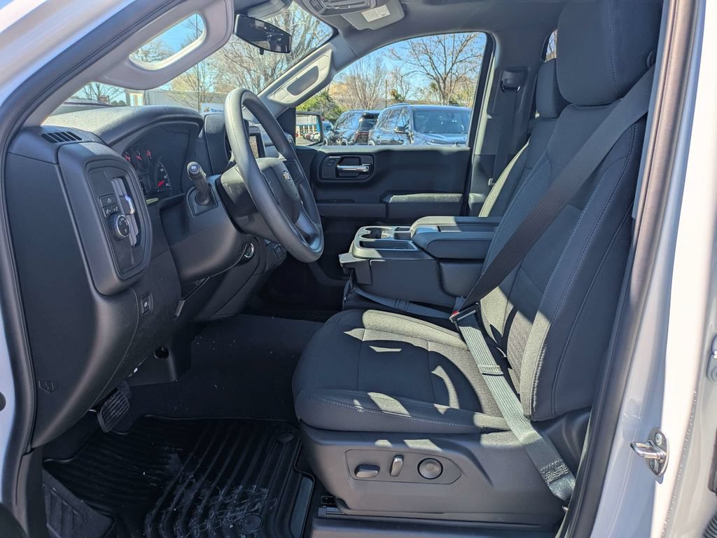 New 2026 Chevrolet Silverado 1500 Custom w/ Turbomax Blackout Package RWD image 20