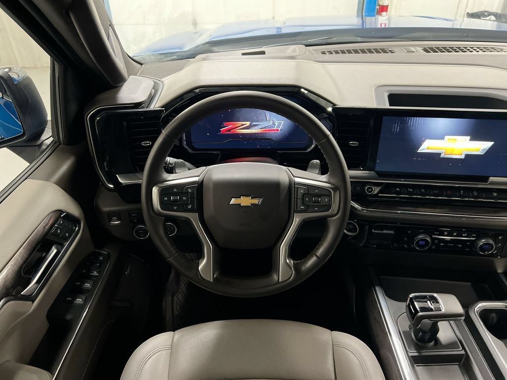 Used 2024 Chevrolet Silverado 1500 LTZ AWD/4WD image 11