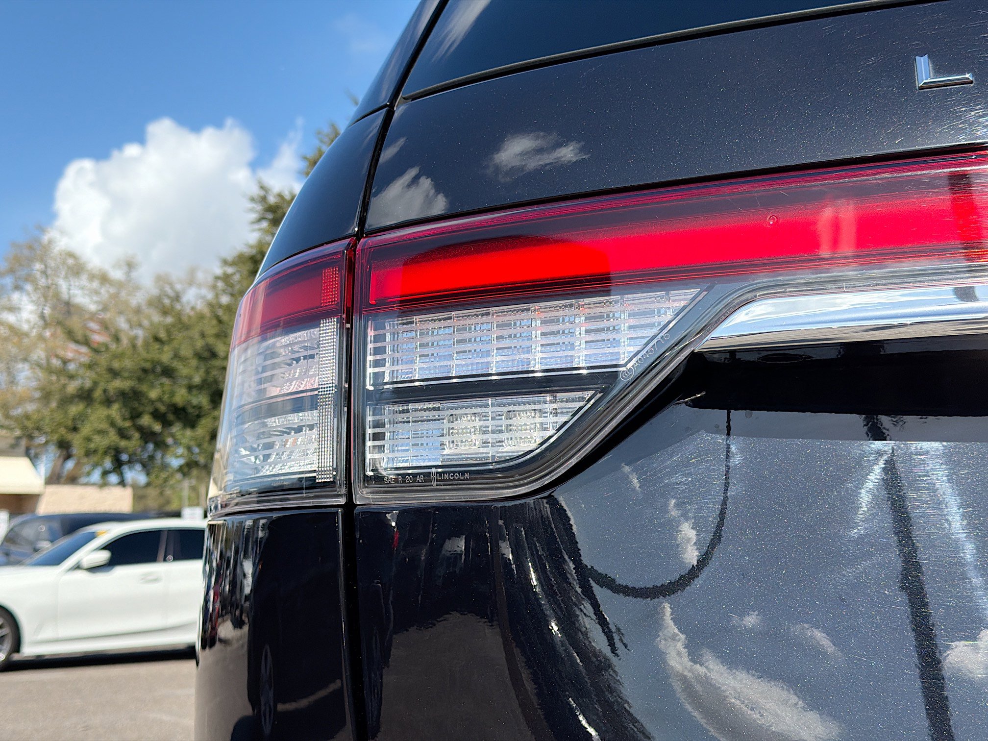 Used 2020 Lincoln Aviator Grand Touring w/ Equipment Group 302A image 10