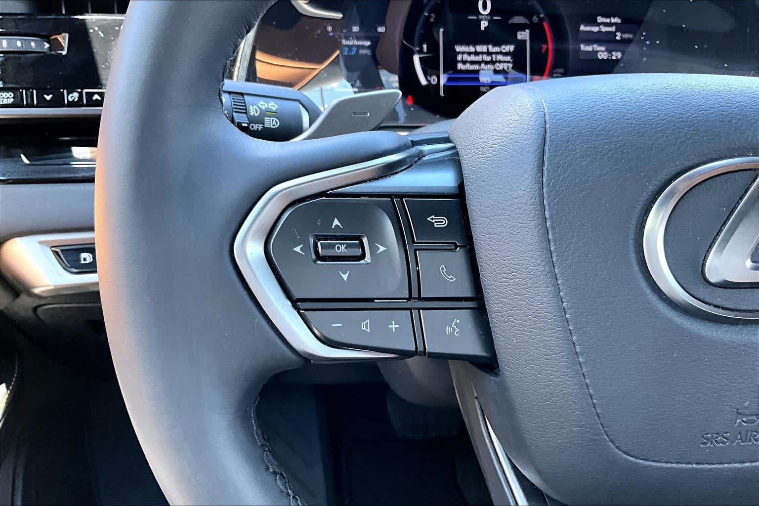 Used 2025 Lexus RX 350 FWD w/ Technology Package image 22