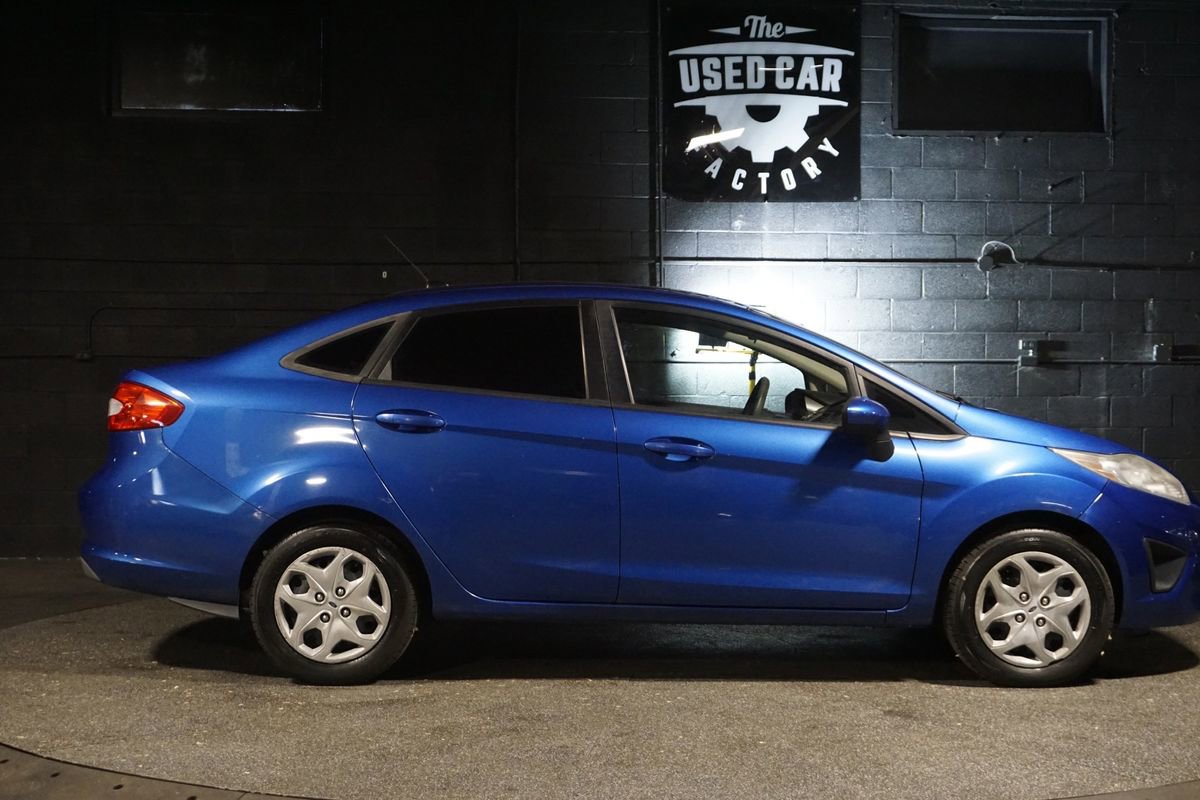 Used 2011 Ford Fiesta SE w/ 201A Rapid Spec Order Code FWD image 7
