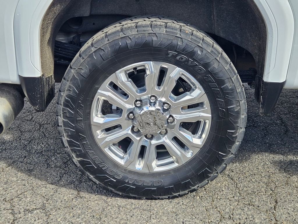 Used 2020 GMC Sierra 2500 Denali w/ Denali Ultimate Package image 9