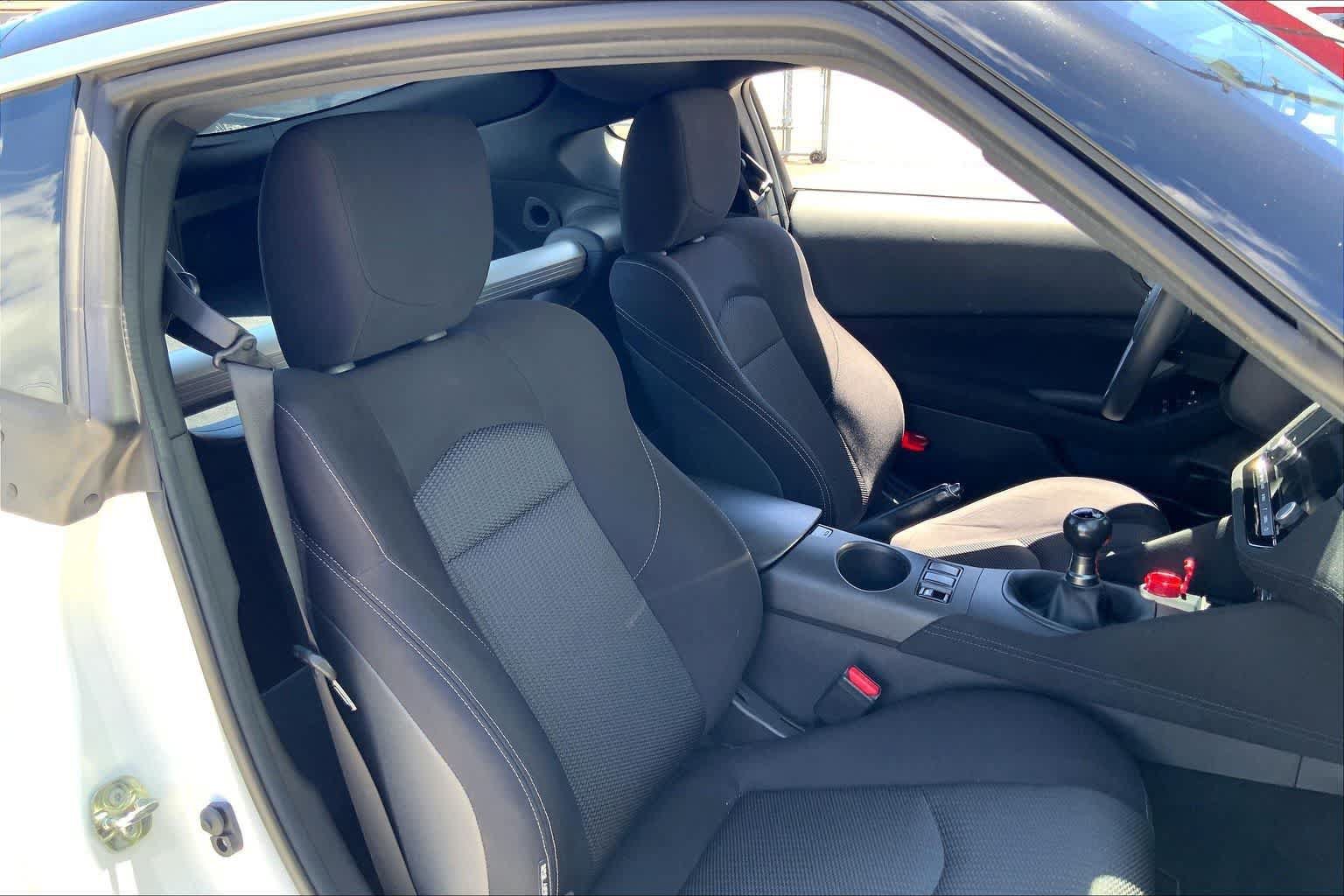 Used 2024 Nissan Z Sport w/ Floor Mat Package RWD image 12