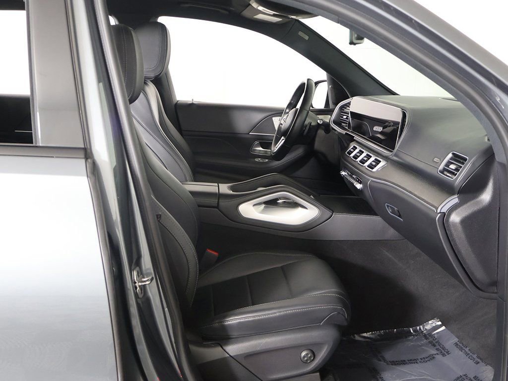 Used 2022 Mercedes-Benz GLS 450 4MATIC w/ AMG Line Exterior image 32