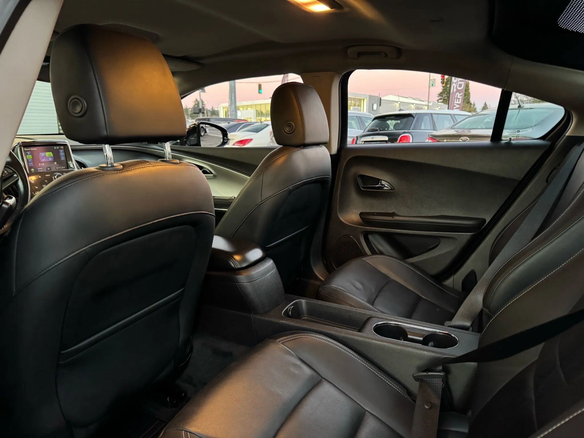 Used 2012 Chevrolet Volt Premium w/ Premium Trim Package image 18