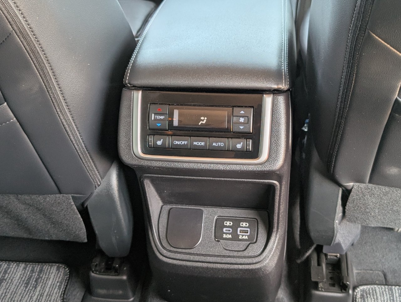 Used 2023 Subaru Ascent Limited AWD/4WD image 8