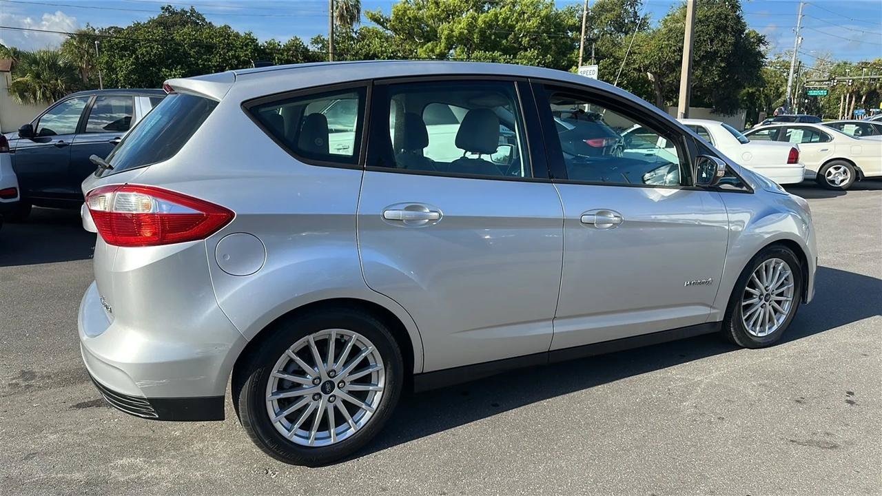 Used 2013 Ford C-MAX SE FWD image 10
