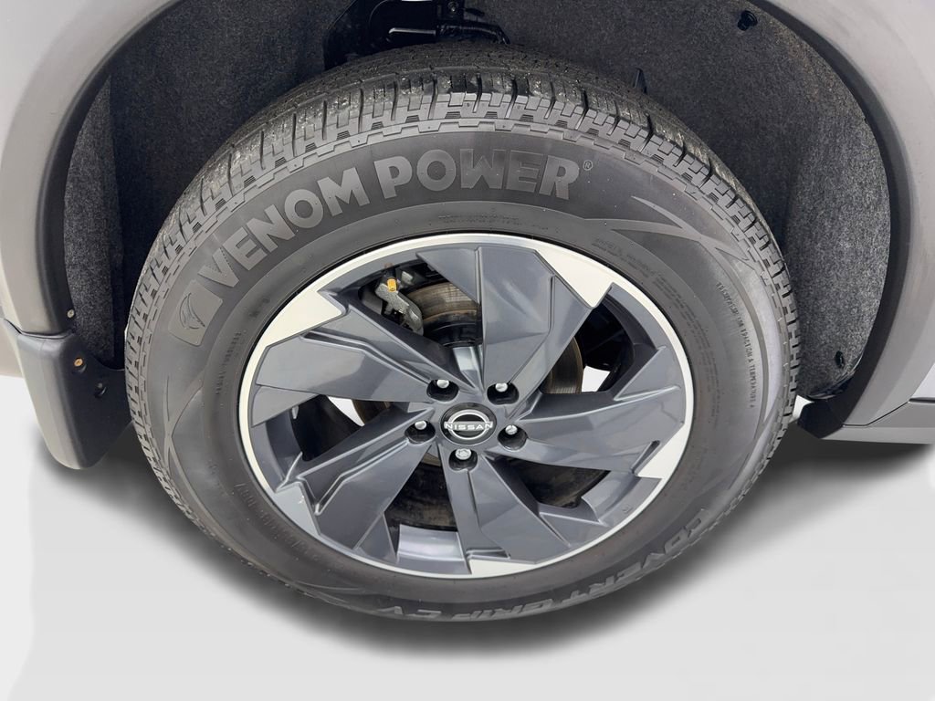 Used 2024 Nissan Rogue SV w/ SV Premium Package image 84