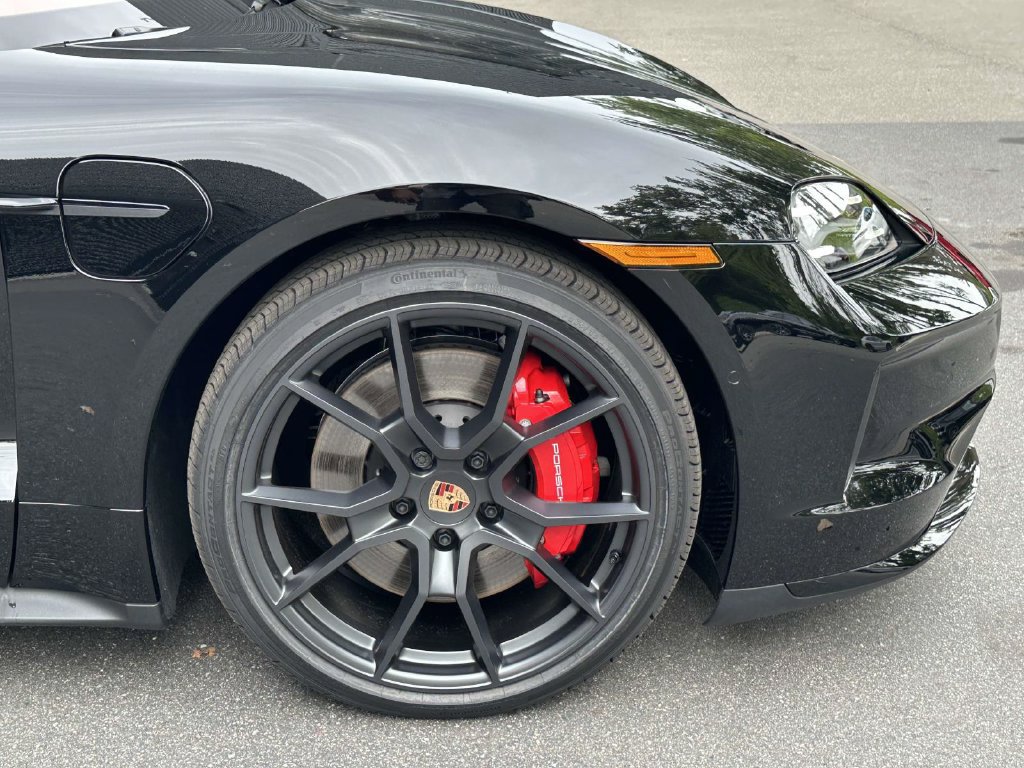 New 2026 Porsche Taycan GTS AWD/4WD image 9