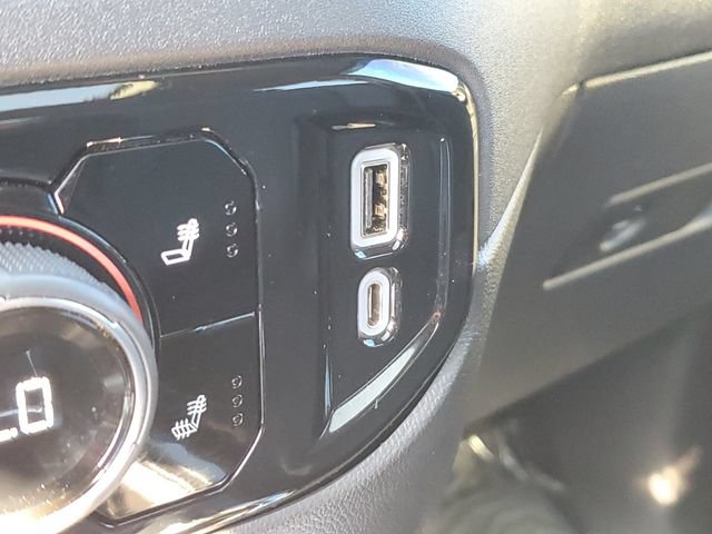 Certified 2022 Chevrolet Silverado 1500 LT Trail Boss w/ LT Trail Boss Premium Package AWD/4WD image 19
