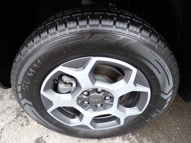 Certified 2022 Jeep Compass Trailhawk image 11