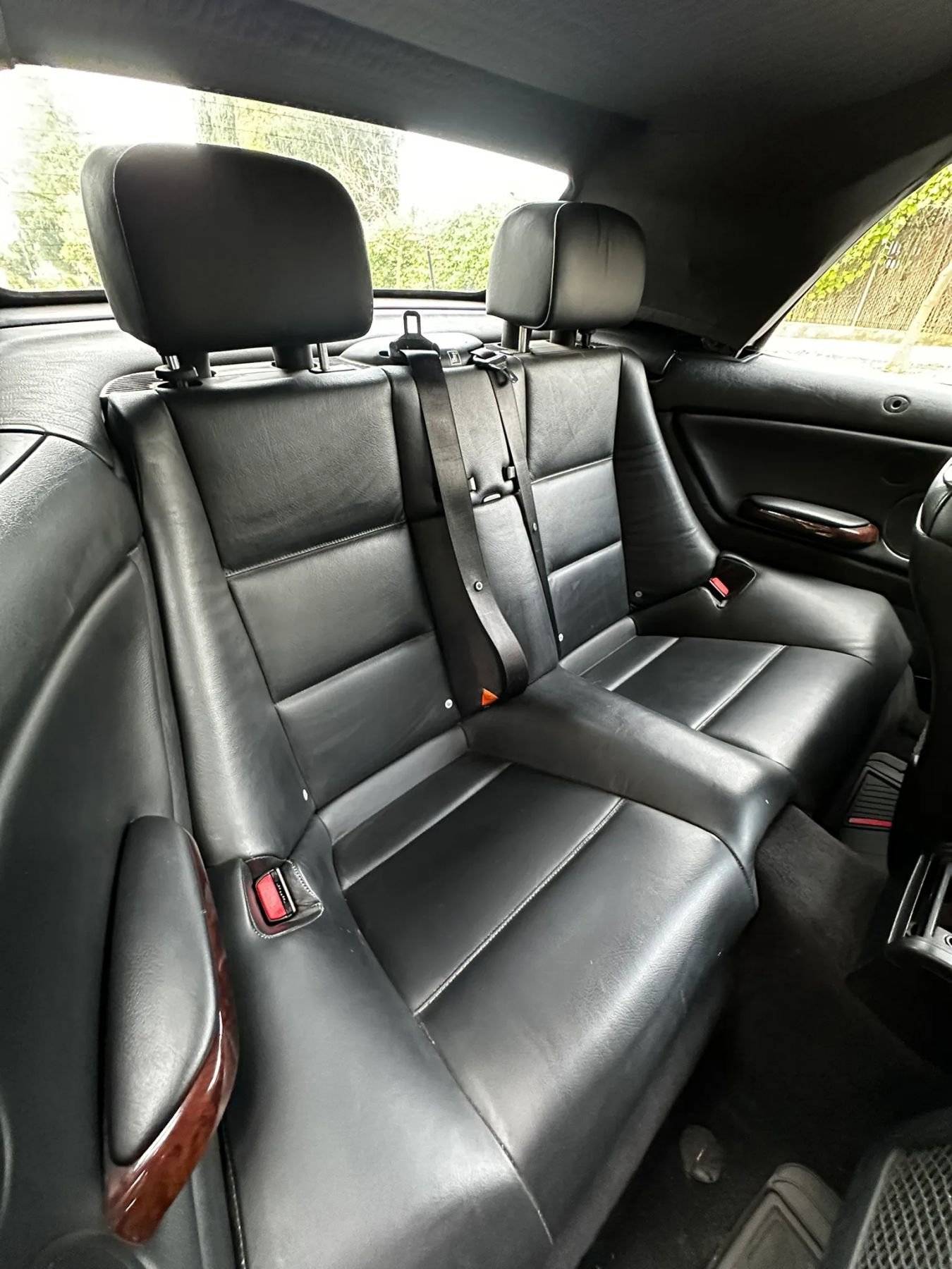 Used 2006 BMW 330Ci Convertible image 28
