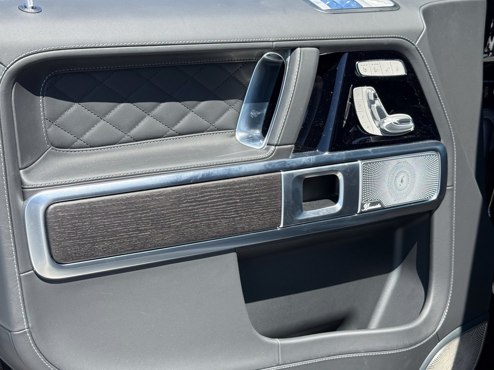 New 2027 Mercedes-Benz G 63 AMG 4MATIC image 14