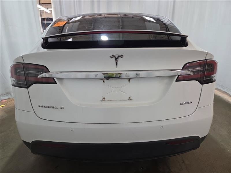 Used 2017 Tesla Model X 100D AWD/4WD image 3