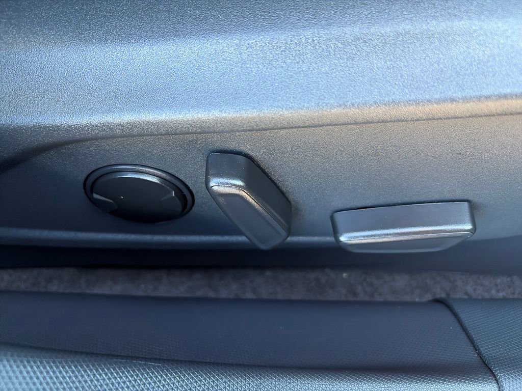 Used 2025 Ford Mustang Mach-E GT image 17