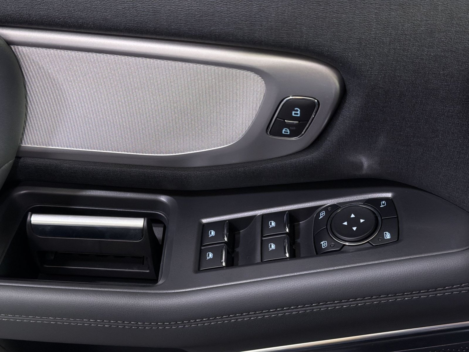 New 2026 Ford Expedition Active AWD/4WD image 35