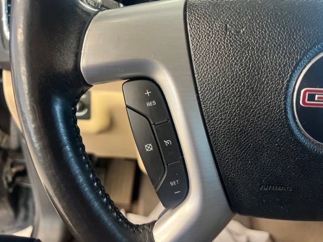 Used 2011 GMC Acadia SLT AWD/4WD image 16