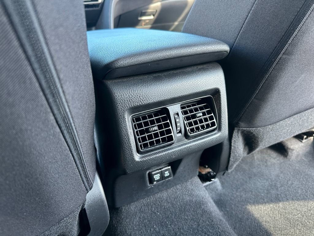 Used 2025 Toyota Camry LE image 26