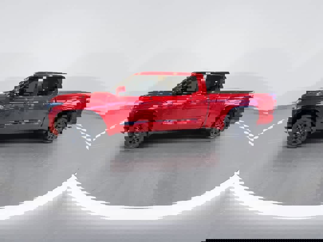 Used 2024 Toyota Tundra Platinum image 4