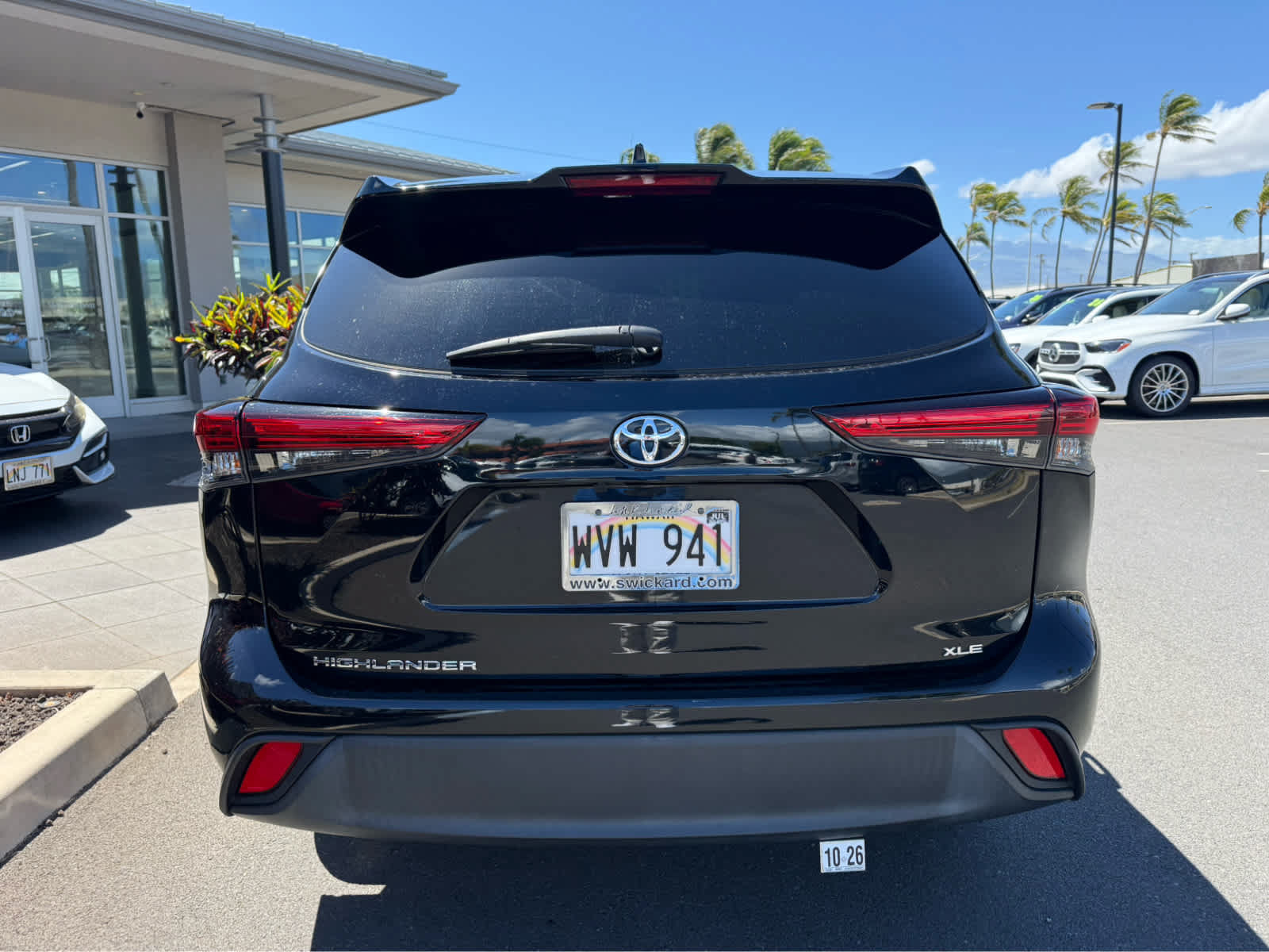 Used 2023 Toyota Highlander XLE FWD image 5