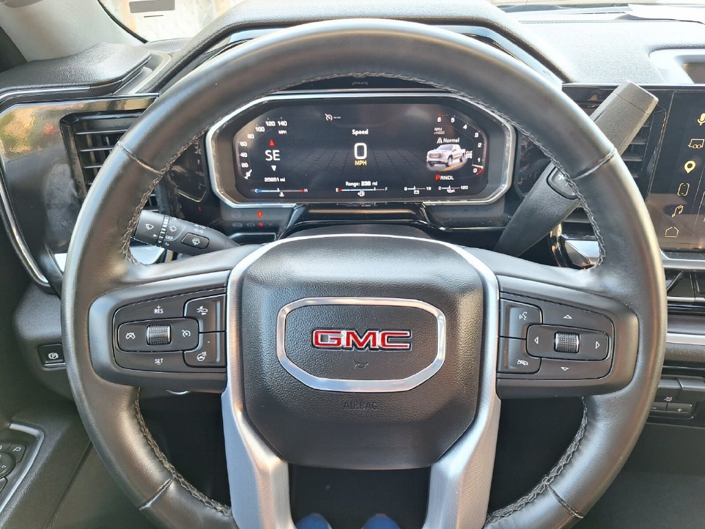 Used 2026 GMC Sierra 1500 SLT AWD/4WD image 15