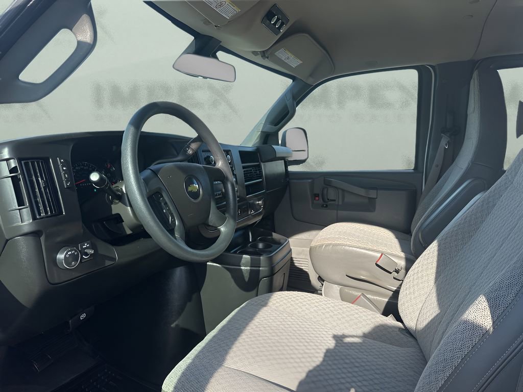 Used 2020 Chevrolet Express 3500 LT w/ LT Preferred Equipment Group image 9