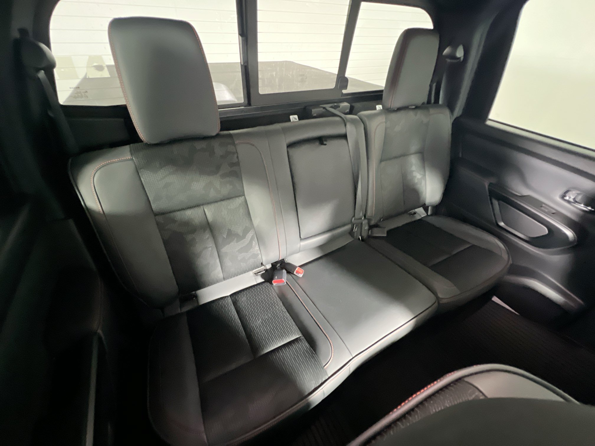 Used 2024 Nissan Titan PRO-4X w/ Pro-4x Utility Package AWD/4WD image 32