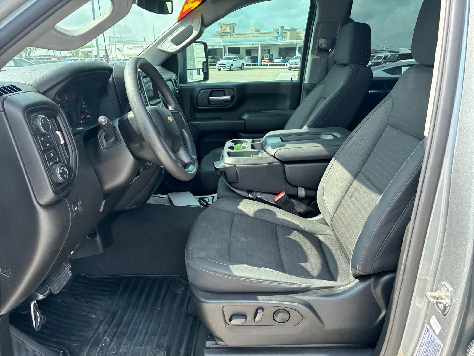 Used 2024 Chevrolet Silverado 2500 Custom w/ Custom Convenience Package AWD/4WD image 10