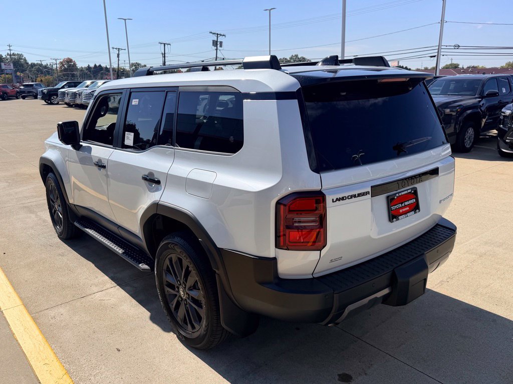 New 2027 Toyota Land Cruiser w/ Premium Package AWD/4WD image 7