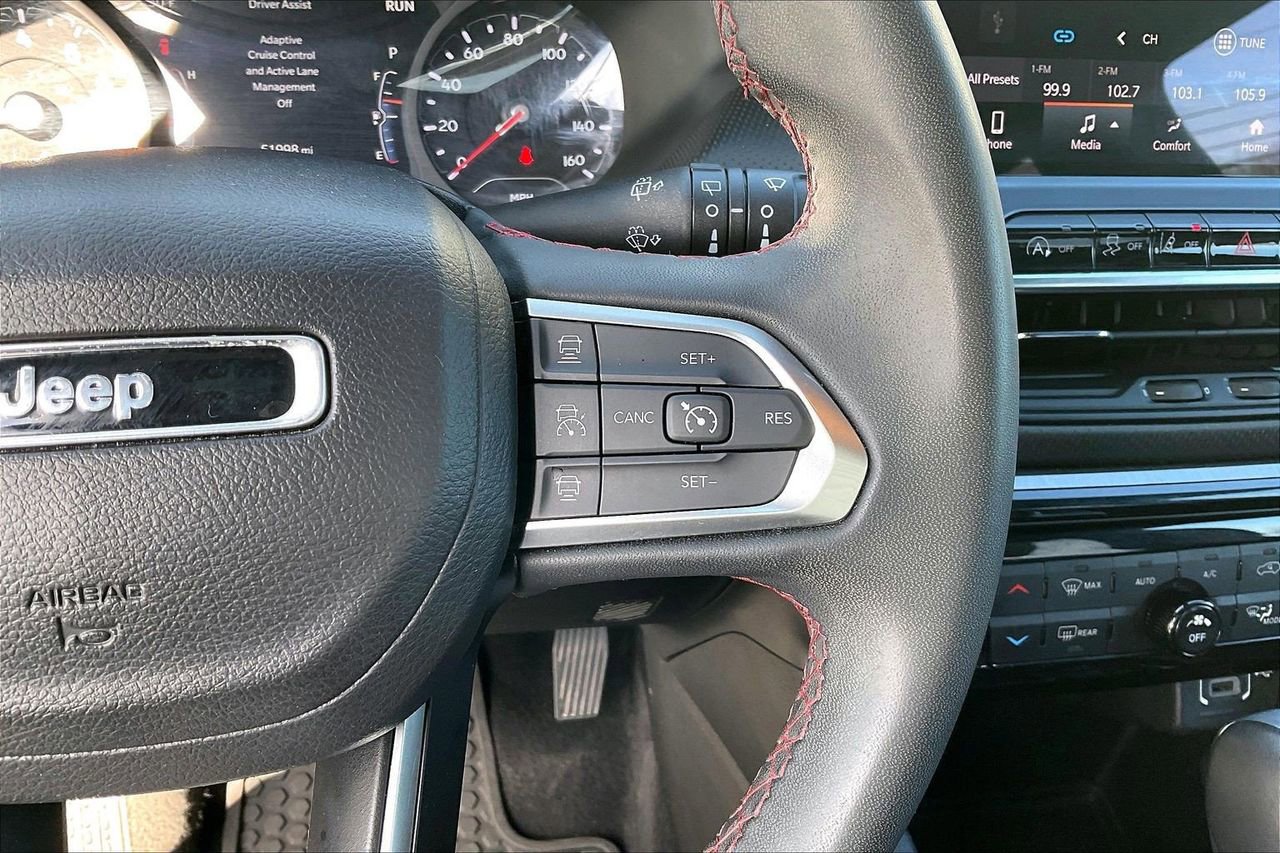 Used 2024 Jeep Compass Trailhawk image 30