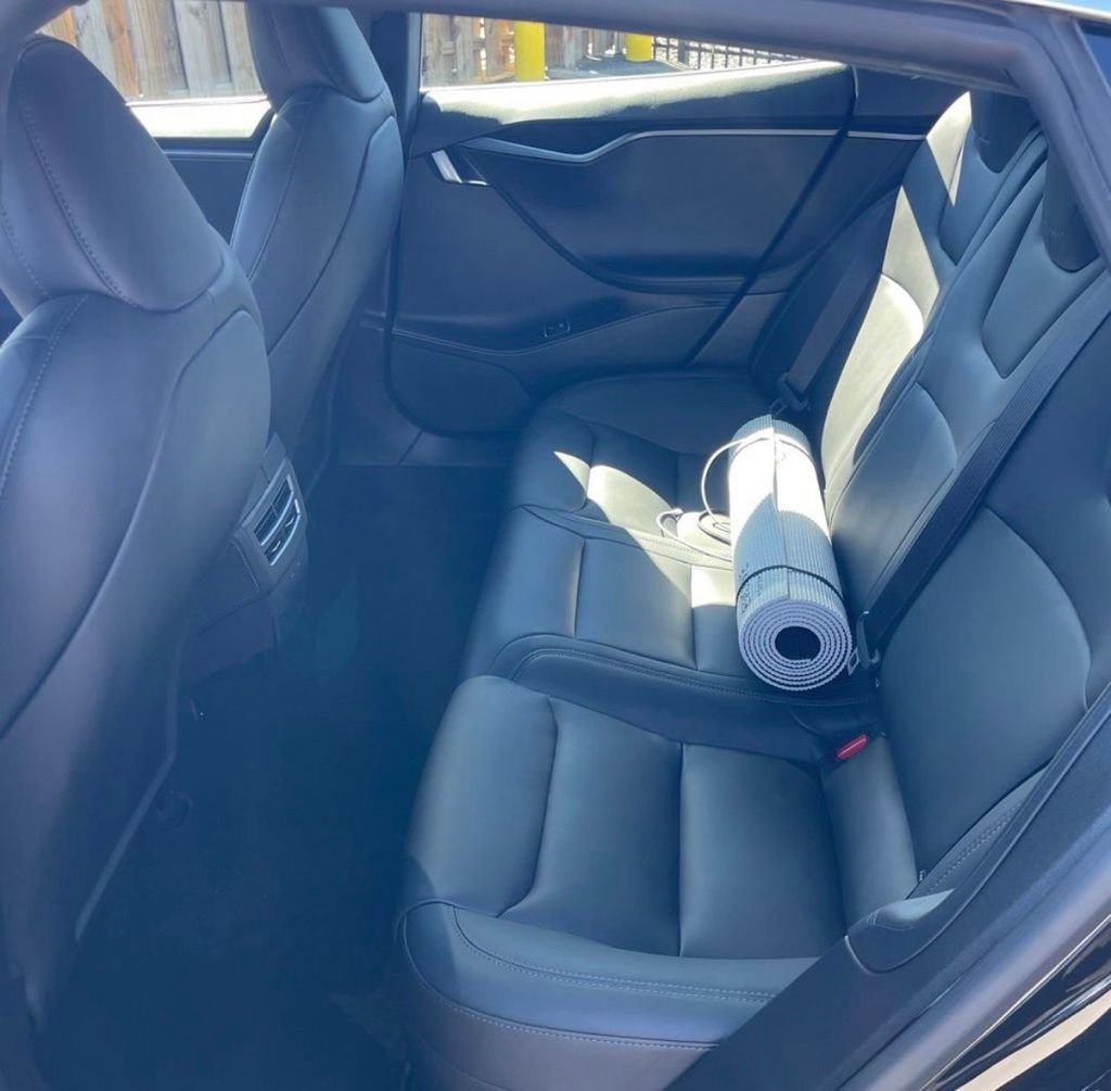 Used 2020 Tesla Model S Long Range Plus image 13