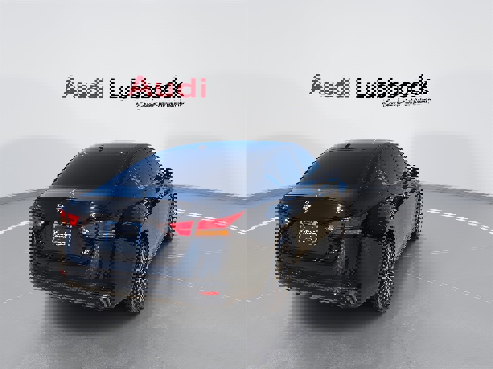 Used 2024 Nissan Altima 2.5 SV image 8