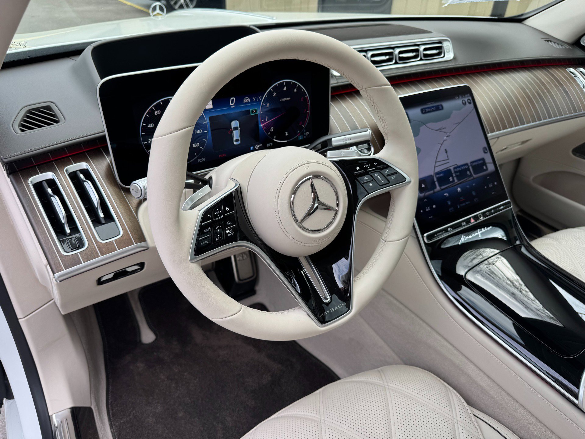 Used 2025 Mercedes-Benz Maybach S 680 4MATIC image 16