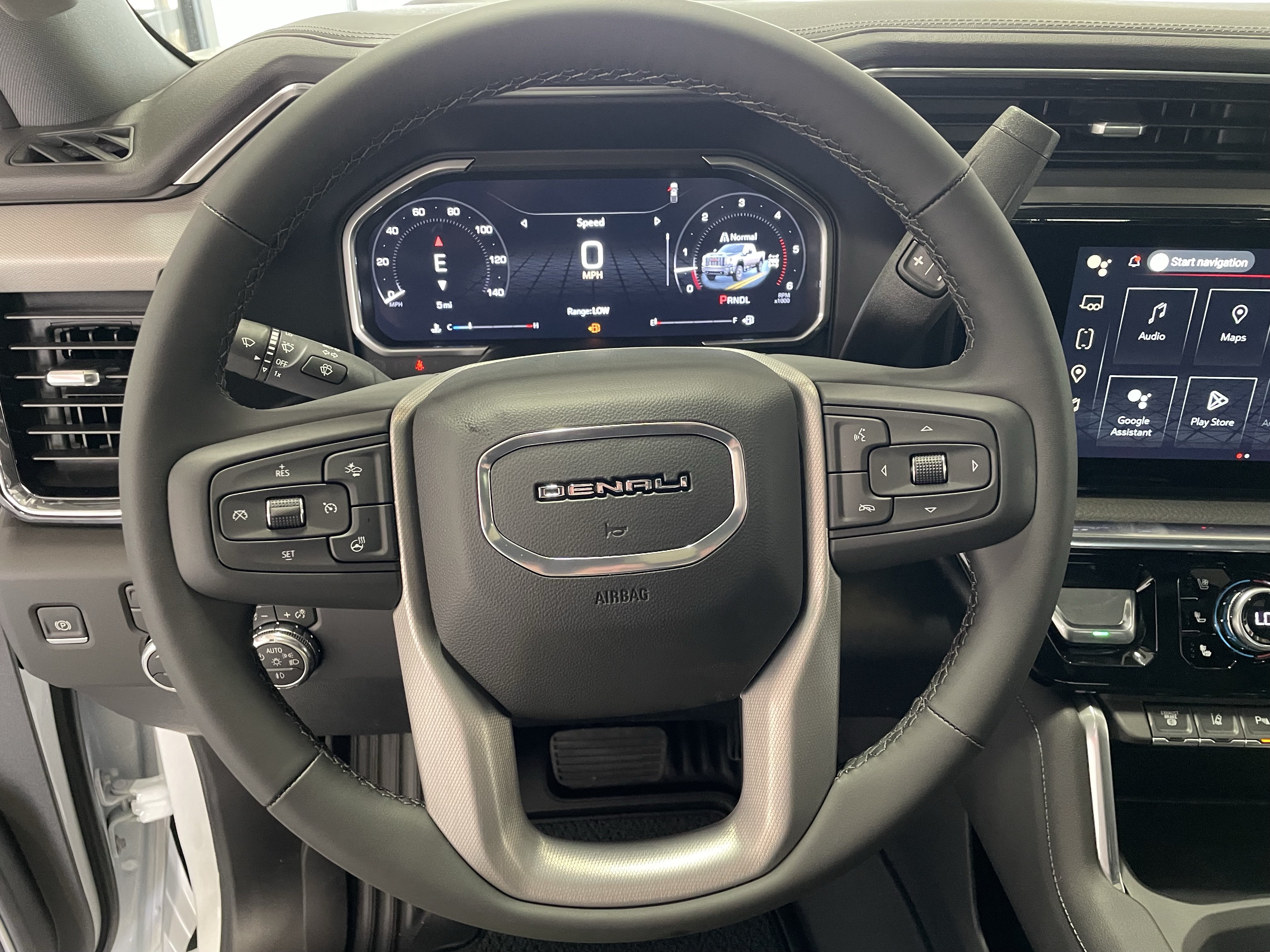 New 2026 GMC Sierra 2500 Denali w/ Denali Reserve Package AWD/4WD image 16