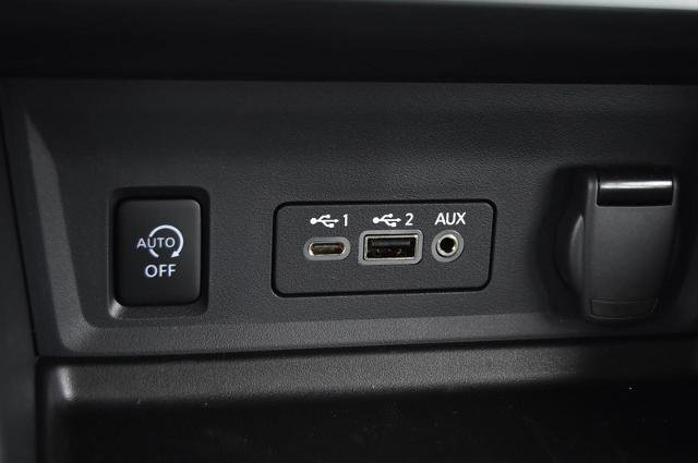 New 2025 Nissan Sentra SV image 16