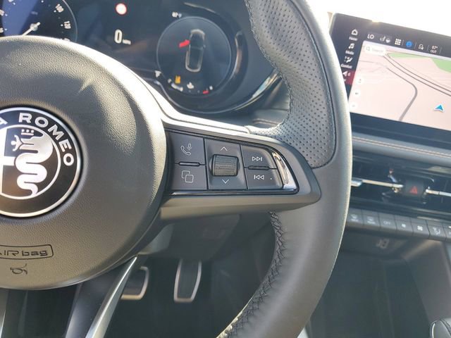 New 2025 Alfa Romeo Tonale image 30