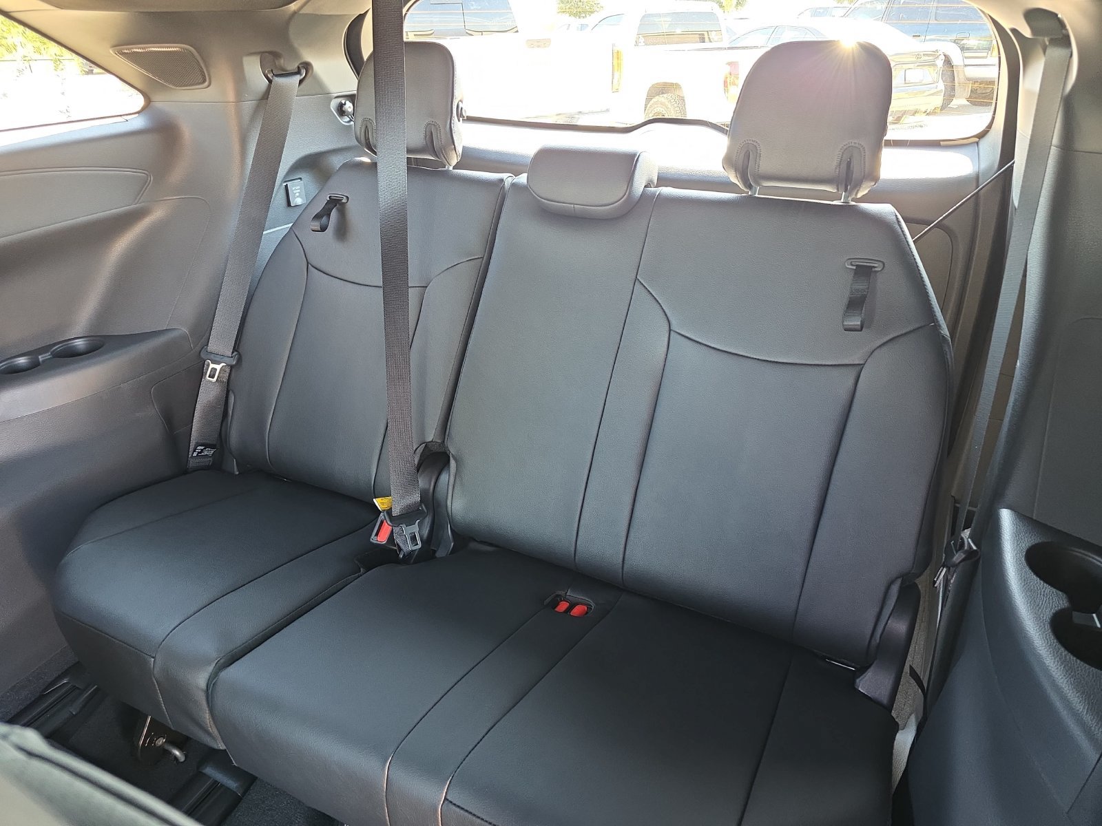 New 2026 Toyota Sienna Limited AWD/4WD image 32