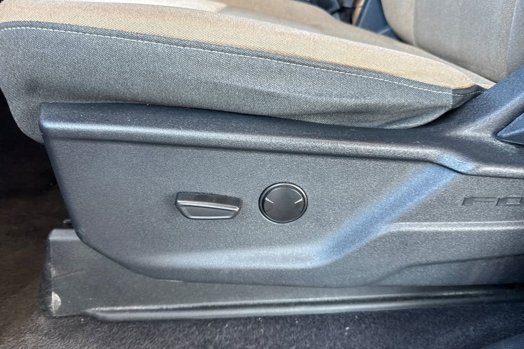 Used 2023 Ford F150 XLT RWD image 16