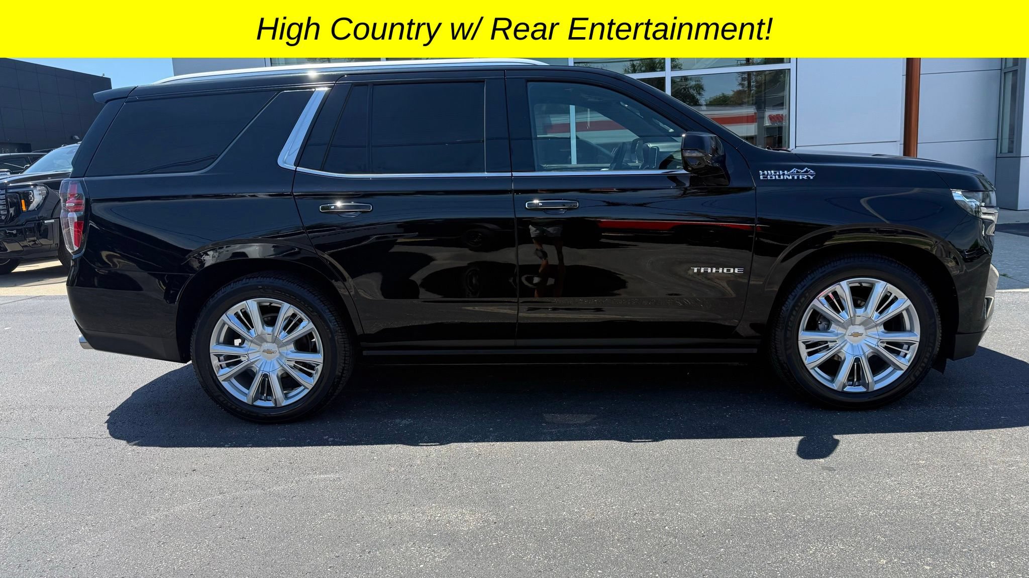 Used 2021 Chevrolet Tahoe High Country AWD/4WD image 1