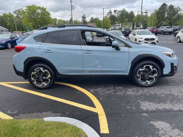 Used 2023 Subaru Crosstrek 2.5i Limited w/ Moonroof Package image 4