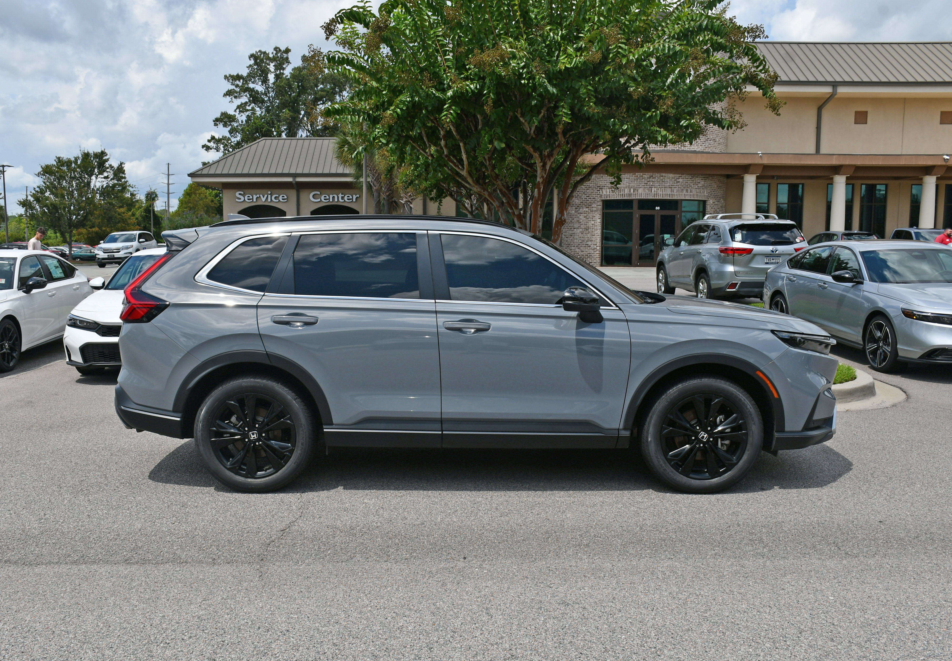 Used 2025 Honda CR-V Sport Touring image 5
