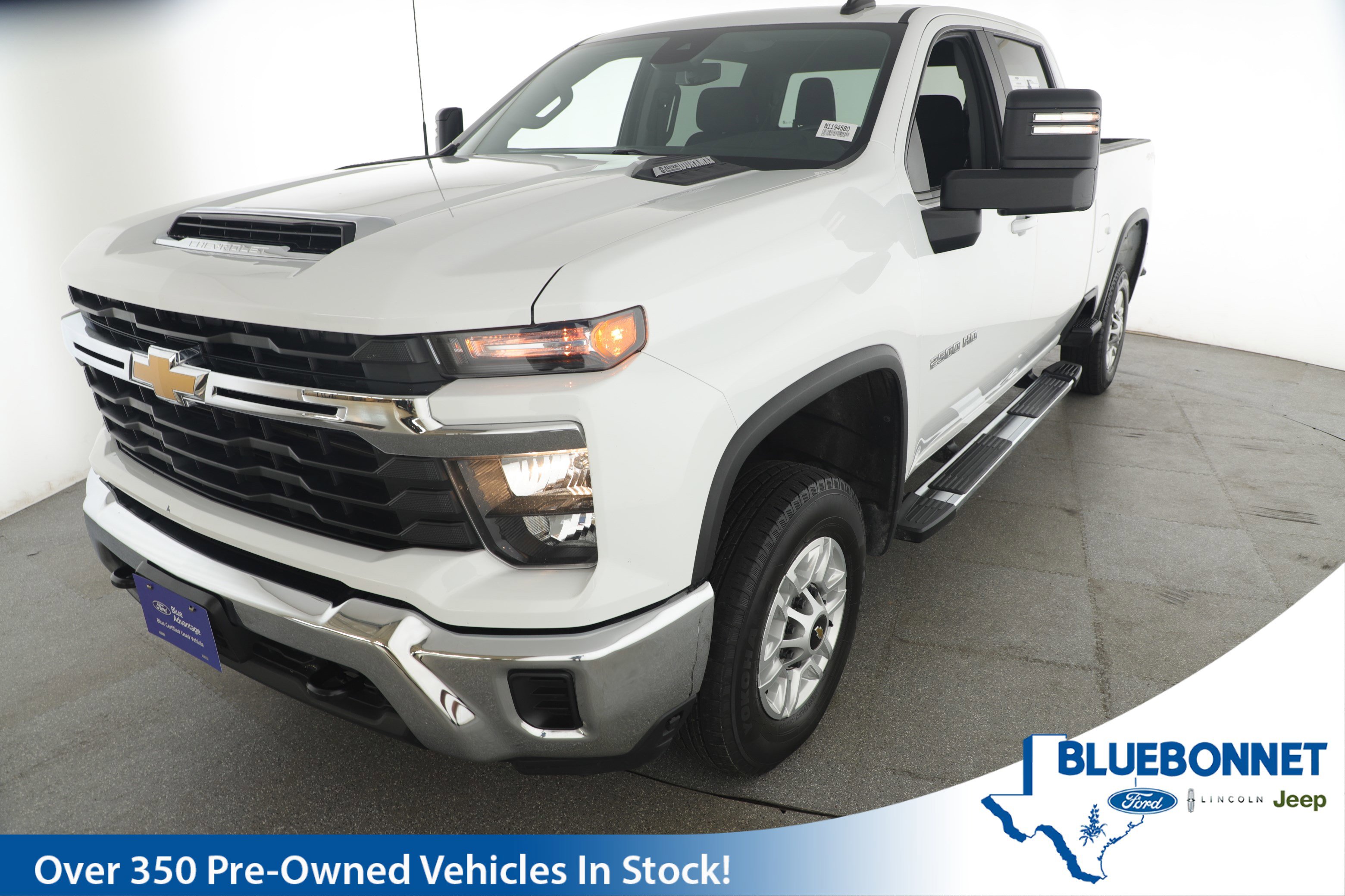 Used 2024 Chevrolet Silverado 2500 LT image 1
