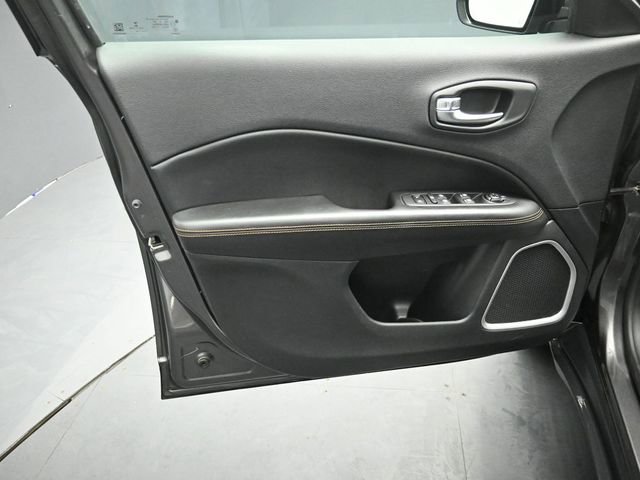 Used 2020 Jeep Compass Limited image 20