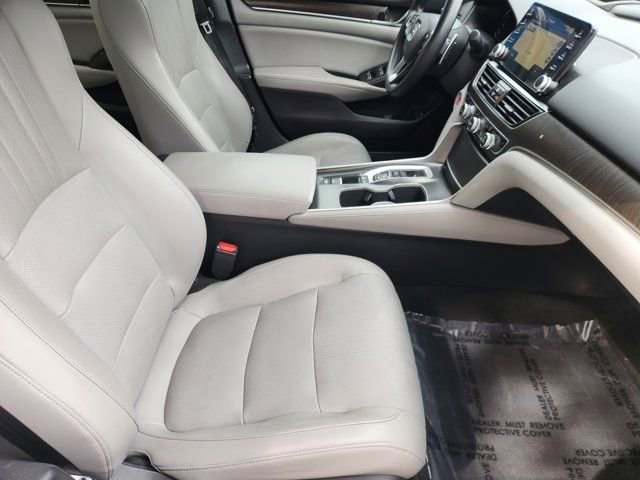 Used 2018 Honda Accord Touring image 19