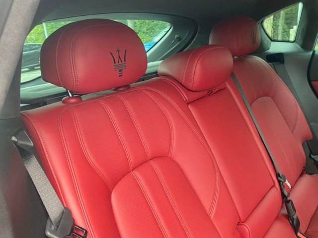 Used 2019 Maserati Levante GTS image 45