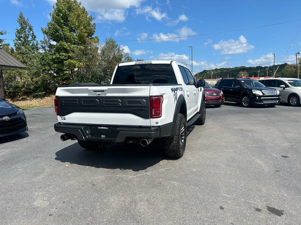 Used 2019 Ford F150 Raptor w/ Equipment Group 802A Luxury image 9